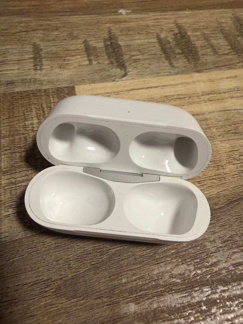 AirPods Pro2 本体【右耳のみ】 充電ケース付き 片耳 左耳無し