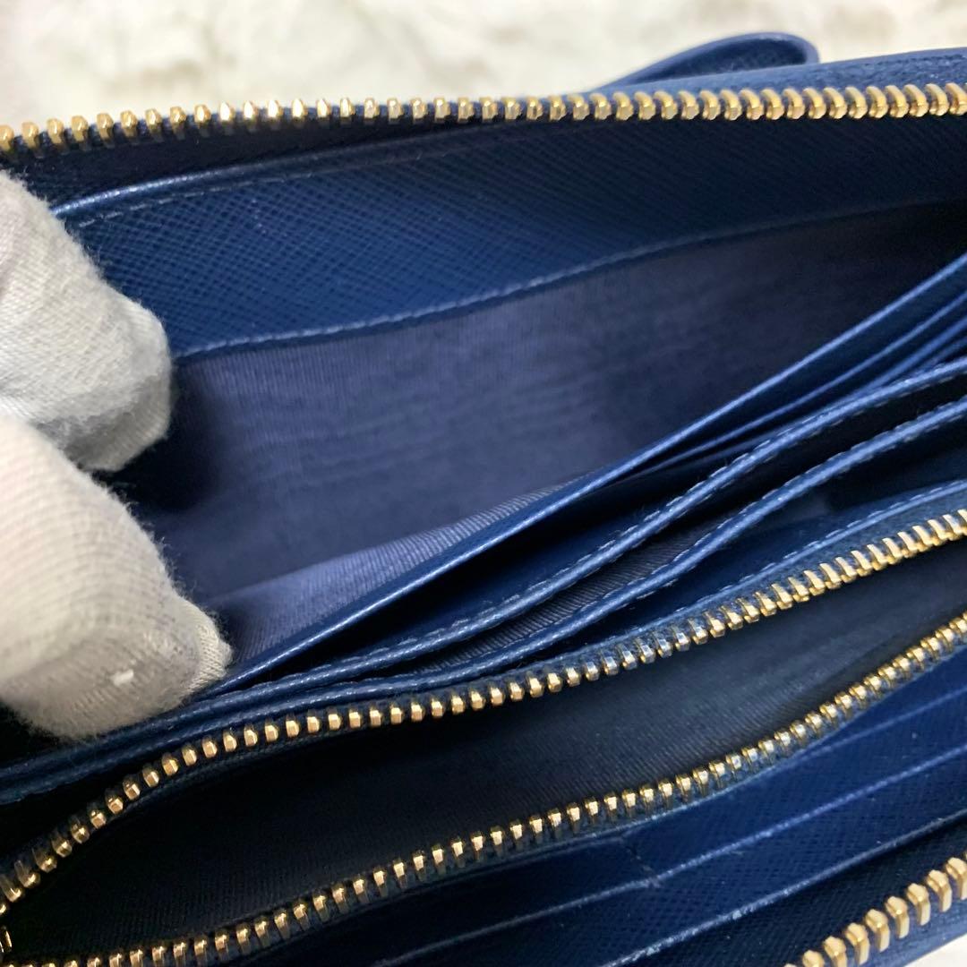 美品　PRADA 長財布　サフィアーノ　リボン　ラウンドジップ　ネイビー