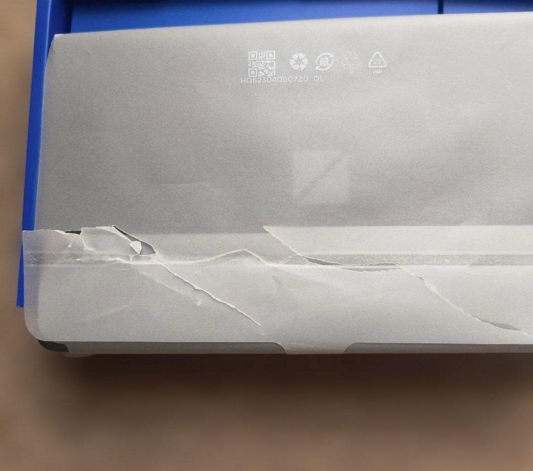 NEC LAVIE Tab T8 タブレット本体 保護フイルム手帳型ケース付