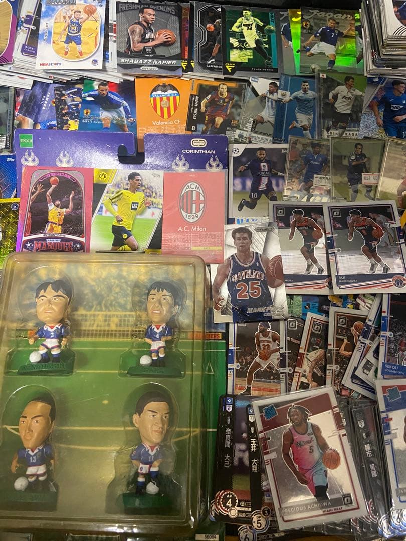 スポーツカード&フィギュア3.7kgまとめ