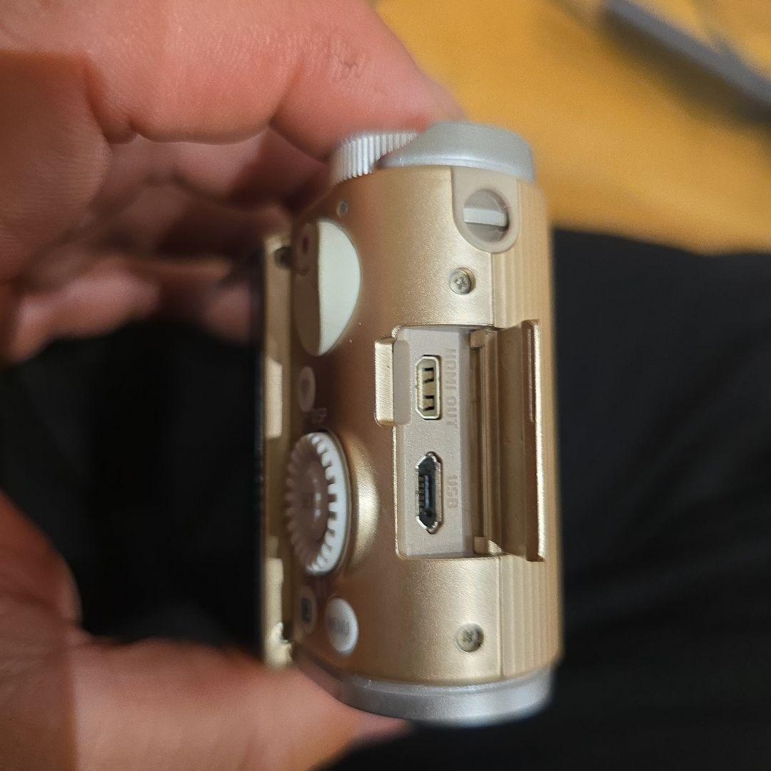 デジタルカメラ CASIO HIGH SPEED EXILIM EX-ZR1800