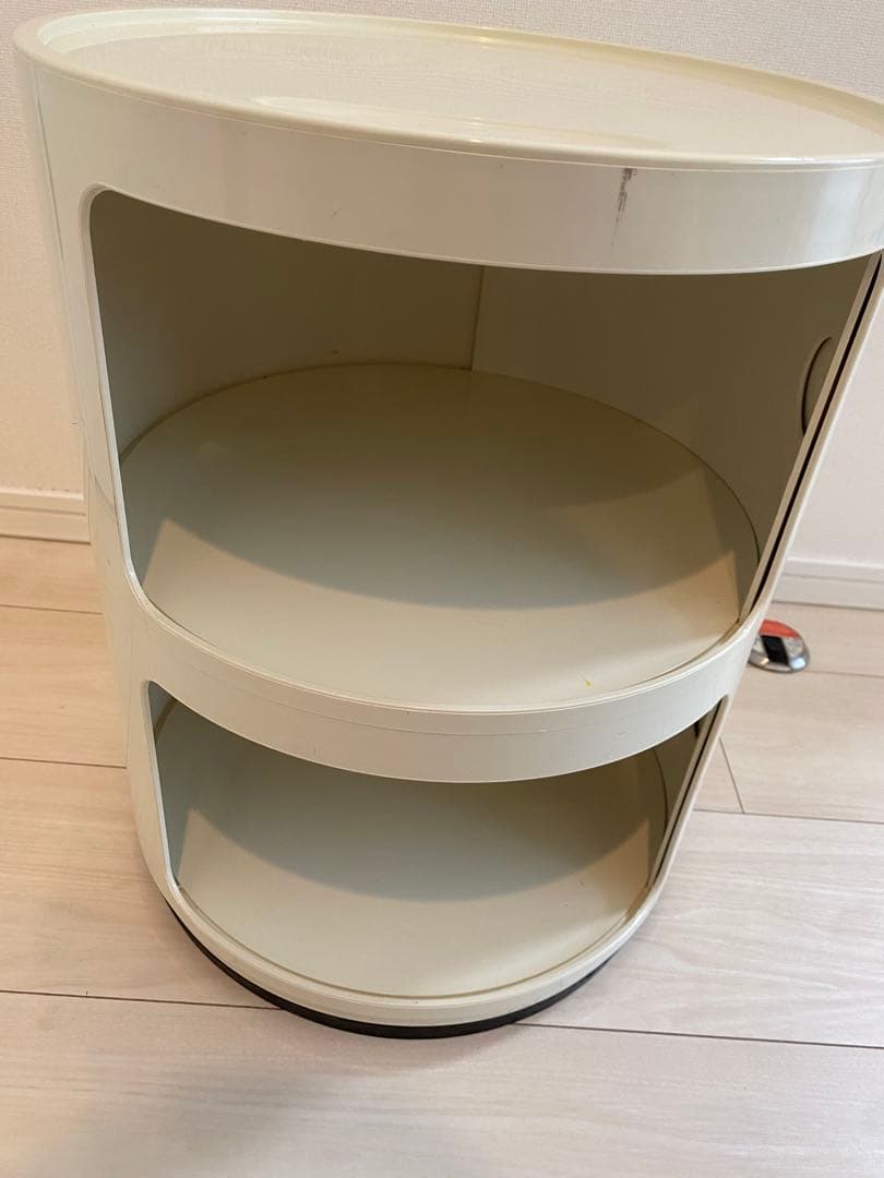 コンポニビリ　Kartell 2段