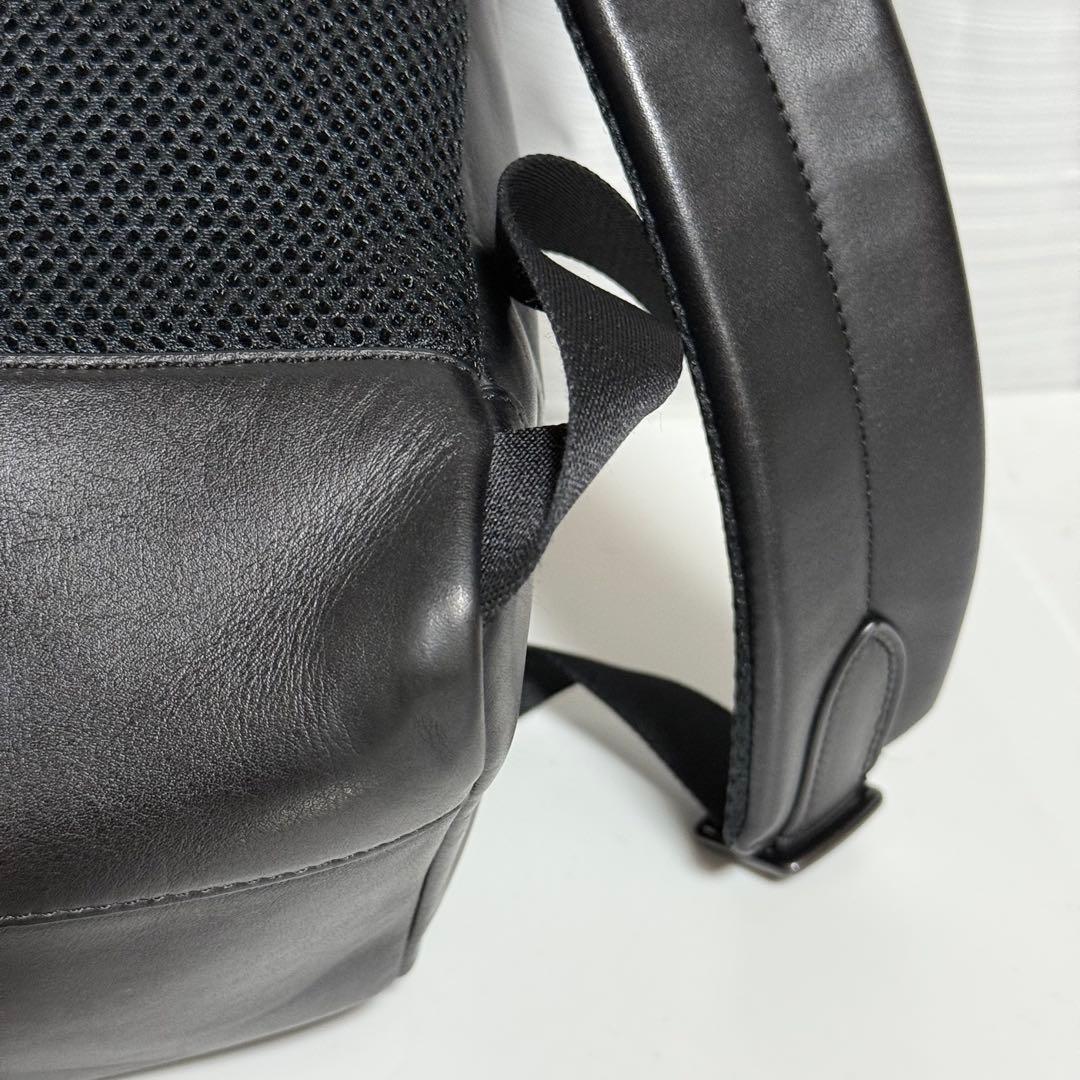極美品⭐️ コーチ　トラック　バックパック　黒　c2710 リュック　ブラック