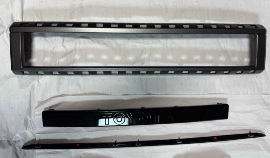 トヨタ ランクル250 純正　ガーニッシュ　セット　新品　ファーストエディション