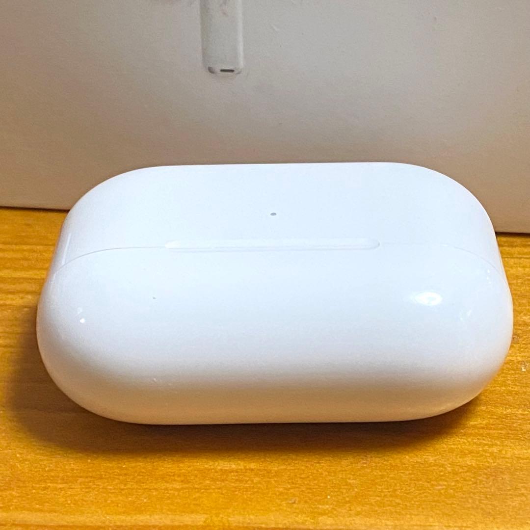 極美品　Apple AirPods pro 第2世代 A2698 正規品