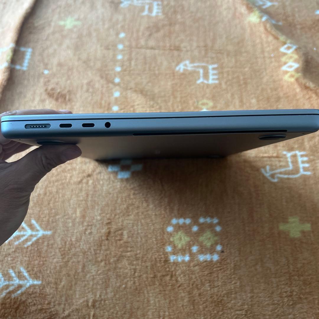 MacBookPro 14インチ M1 16/500GB 14core