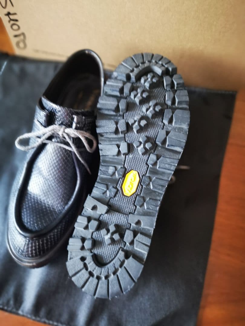 ヴェリテクールレザーシューズ