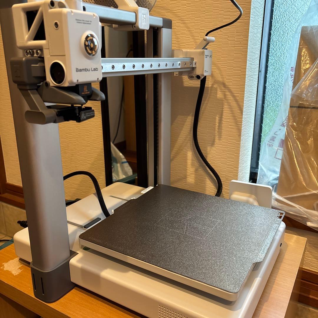 Bambulab A1 ＋白フィラメント