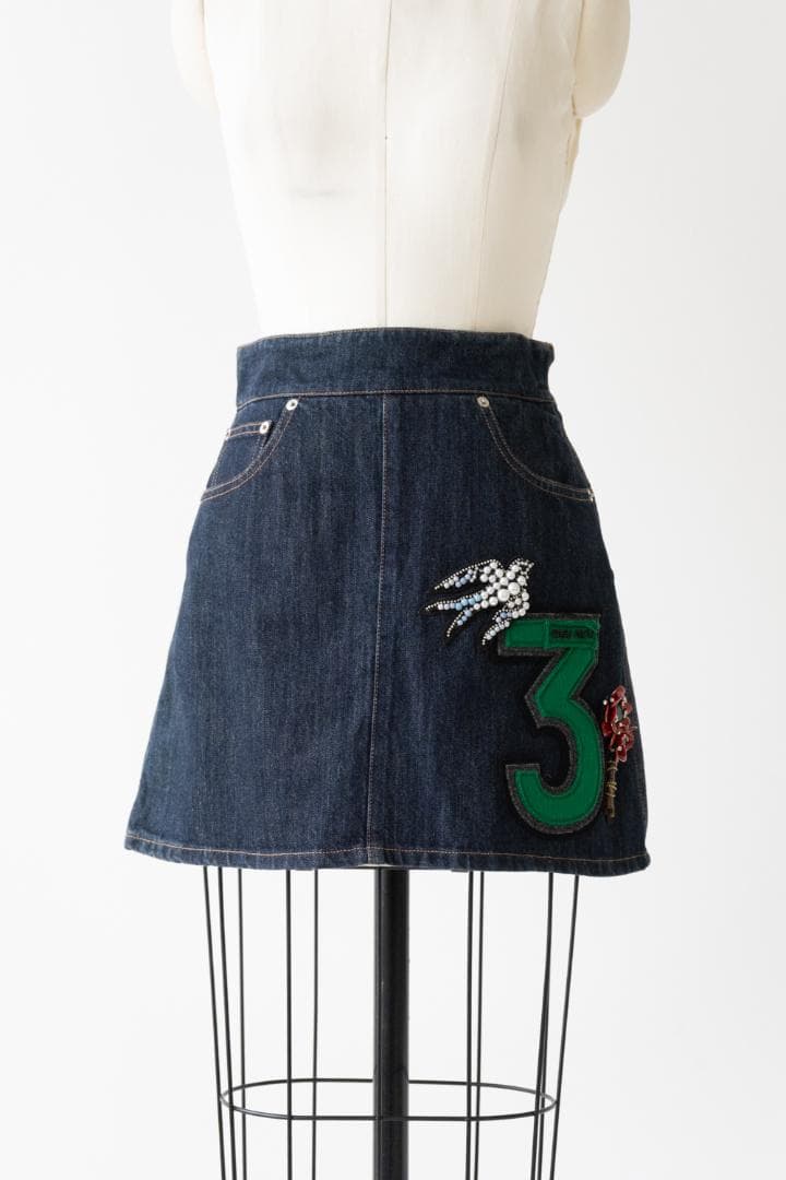 miu miu ミュウミュウ 装飾デニムスカート