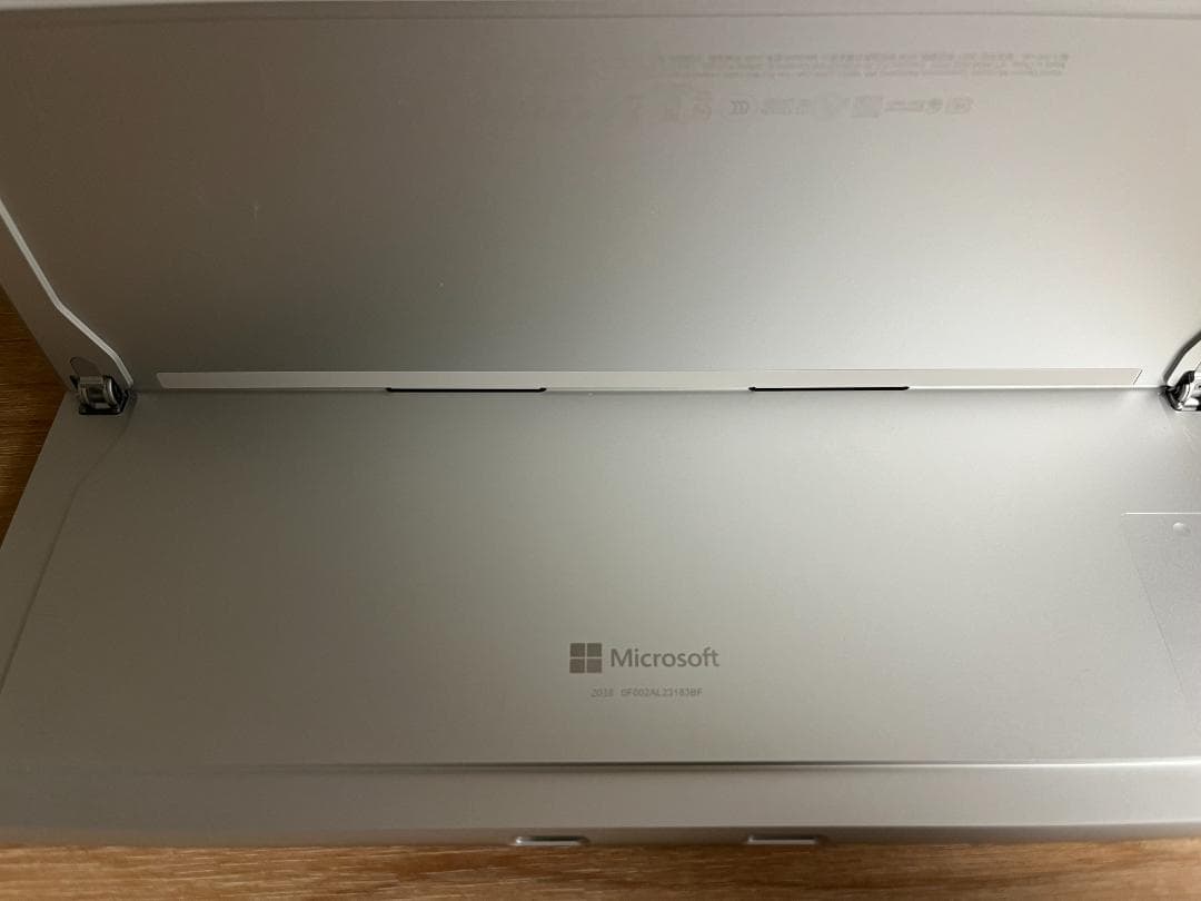 Surface Pro 9 i5 /8GB/512GB 中古美品 SSD換装済
