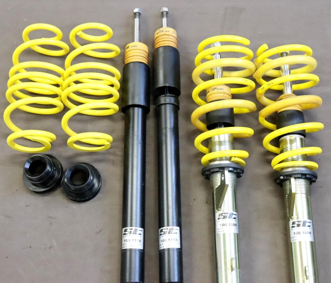 フォルクスワーゲン ゴルフ7R FF typeAU　KW ST　車高調