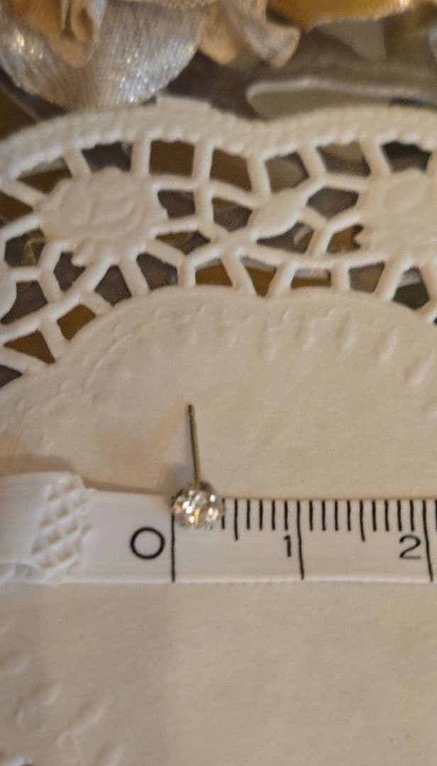 〈交渉中〉0.263カラット ダイヤモンドピアス(片耳用)