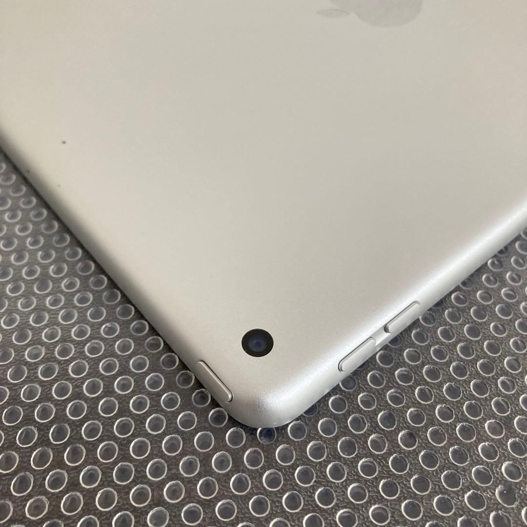 335【早い者勝ち】iPad8 第8世代 128GB WIFIモデル☆