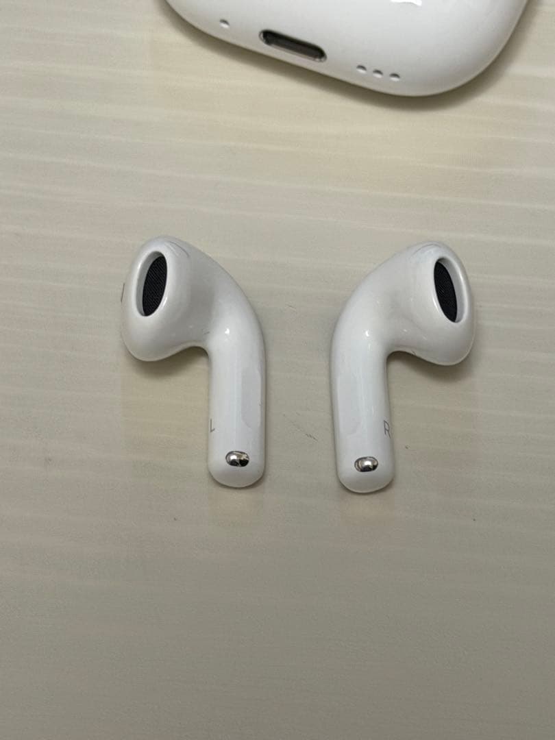 【美品・即発送】AirPods 4 ANC搭載 正規品