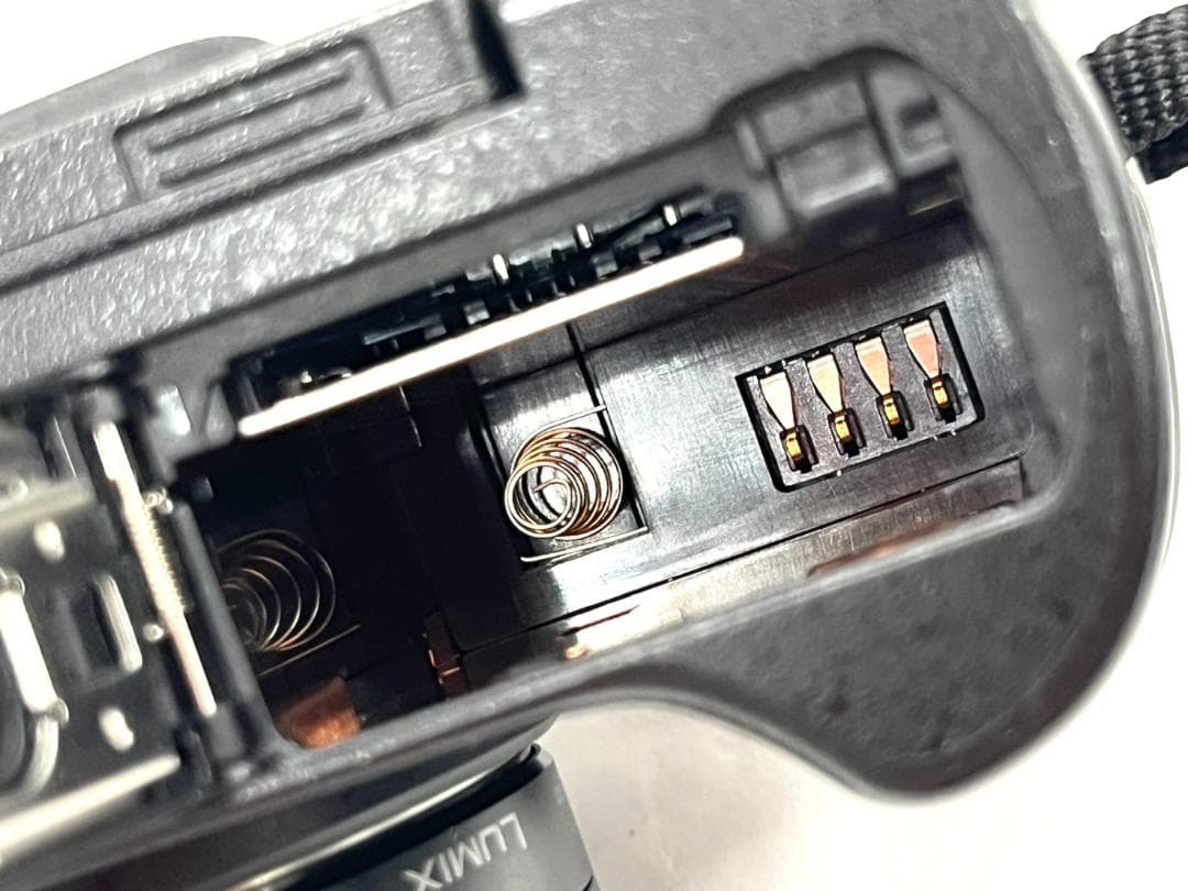 26H1-168 Panasonic パナソニック LUMIX DC-G100D