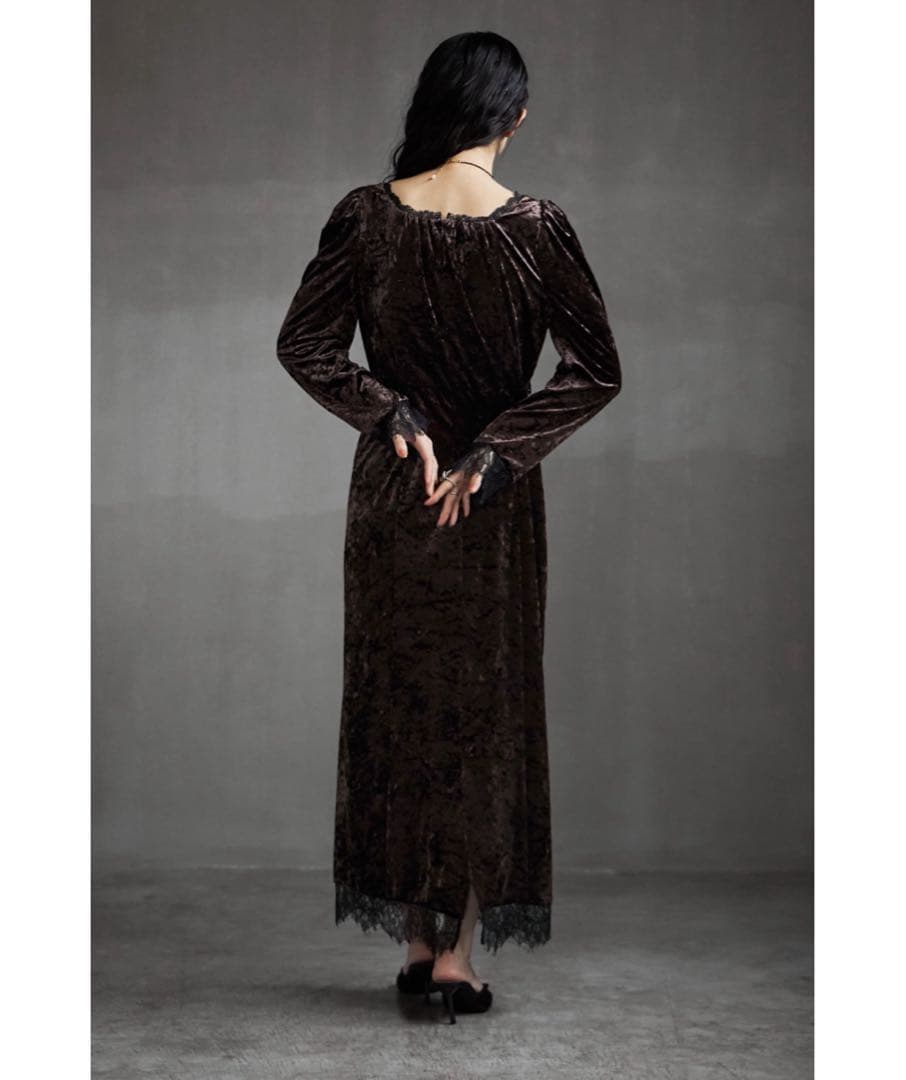 etoll. クラッシュベロアランジェリー風ドレス N...さん専用