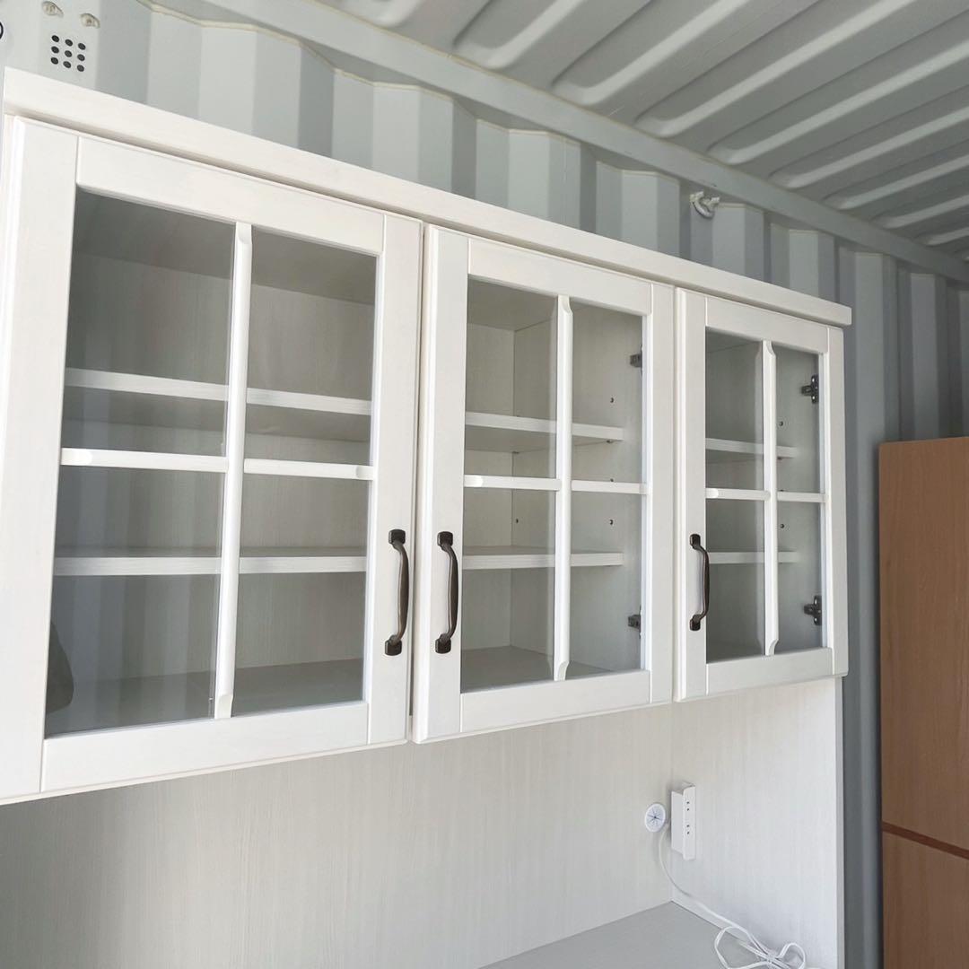 取付無料！ニトリ ミランダ アンティーク調アイボリーキッチンボード 食器棚✨