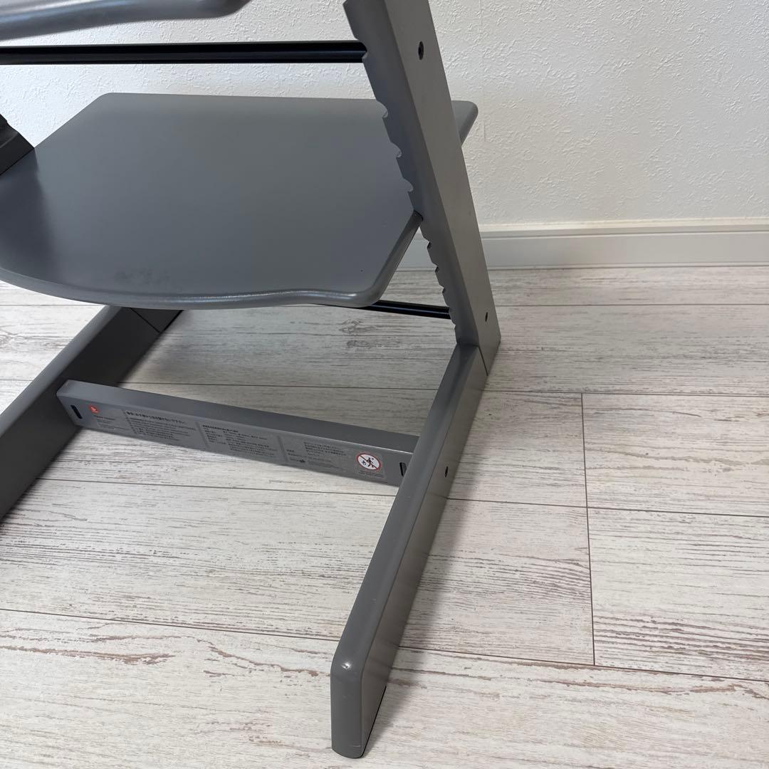 ストッケ　トリップトラップ　ストームグレー　ベビーセット付　トレー付