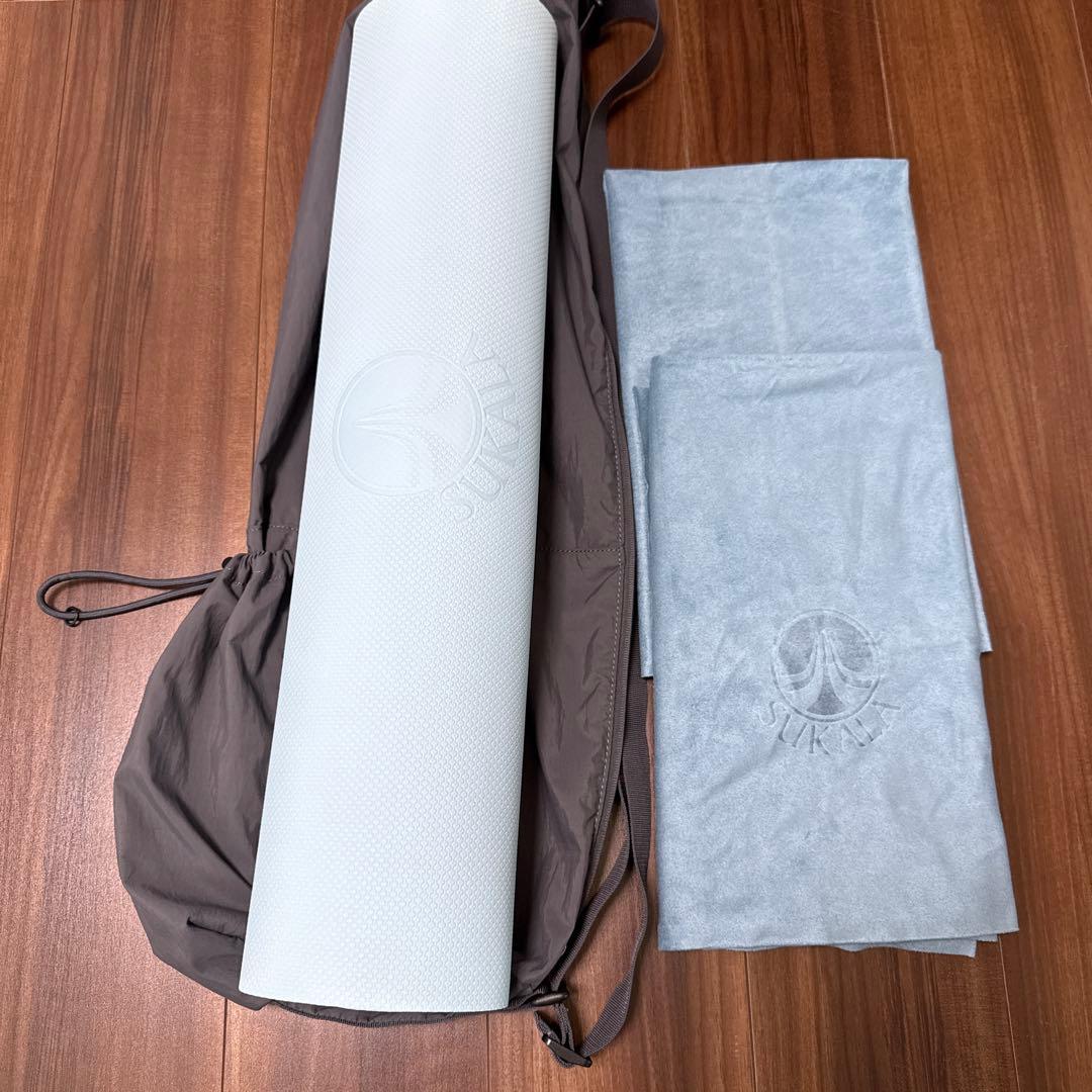 【美品】ラバ ホットヨガLAVA ヨガマット ラグ 4点セット