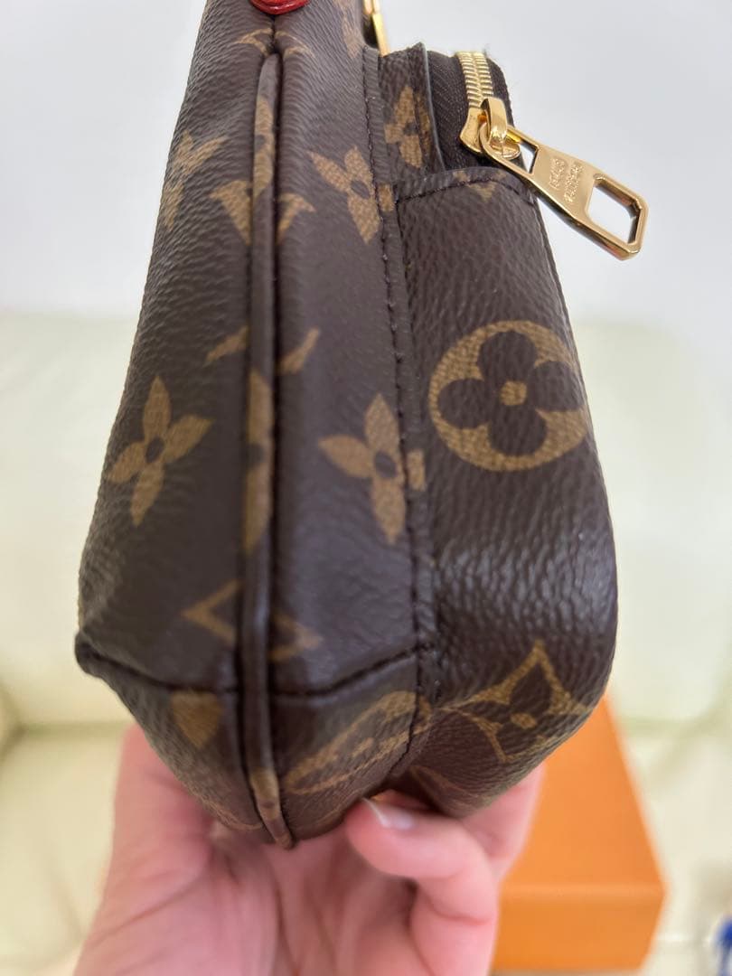 ⭐︎極美品⭐︎Louis Vuitton ユーティリティクロスボディバック