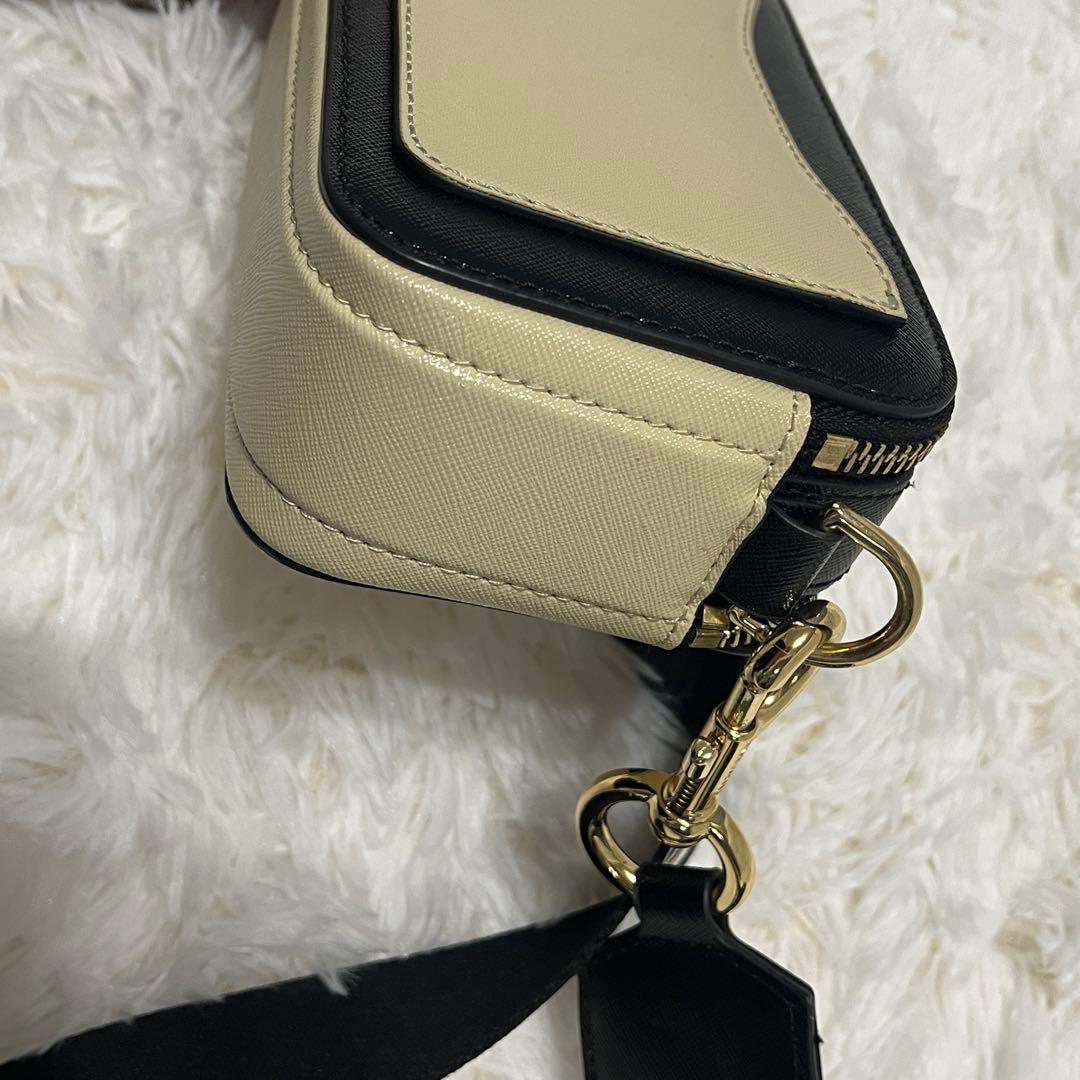 【美品】MARC JACOBS ザ スナップショット