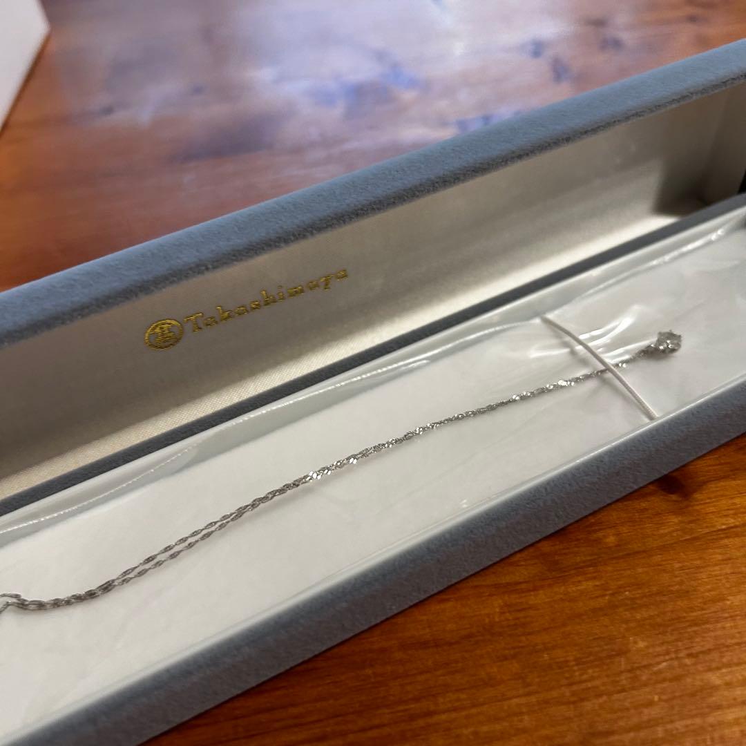 ナチュラ　Pt 0.3ct ダイヤペンダント 専用ケース付き