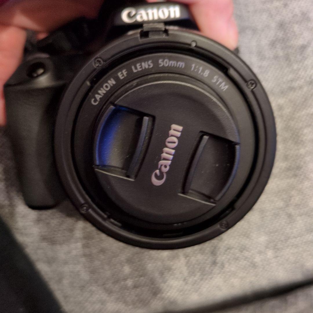 Canon KISSX9デジタル一眼レフカメラ レンズセットWi_Fi付き