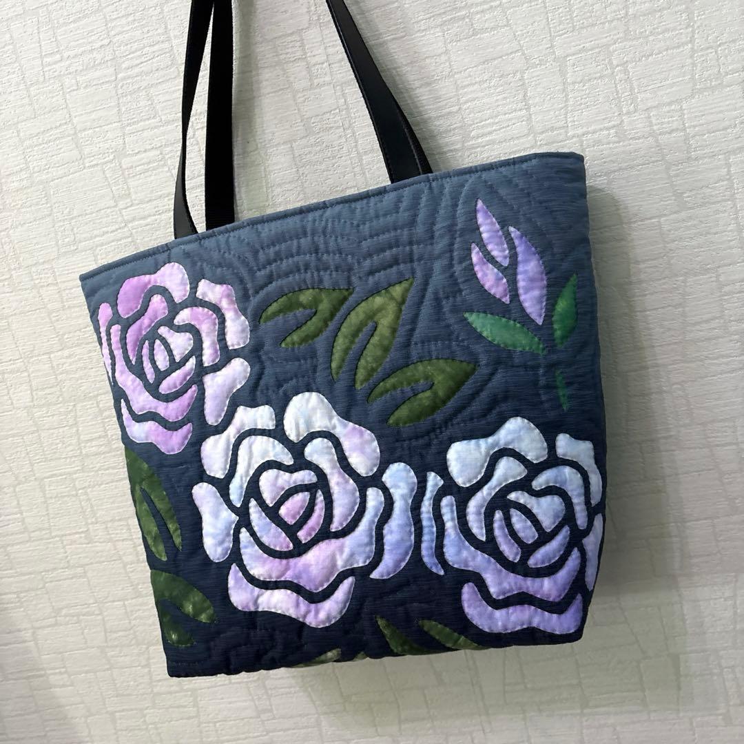 ハワイアンキルトトートバッグ　　　グラデーション　　バラ♡