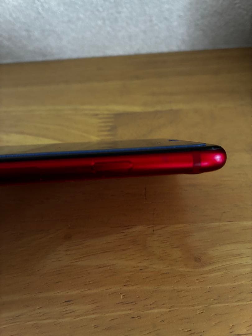 Apple iPhone SE (第2世代) PRODUCT(RED) 本体