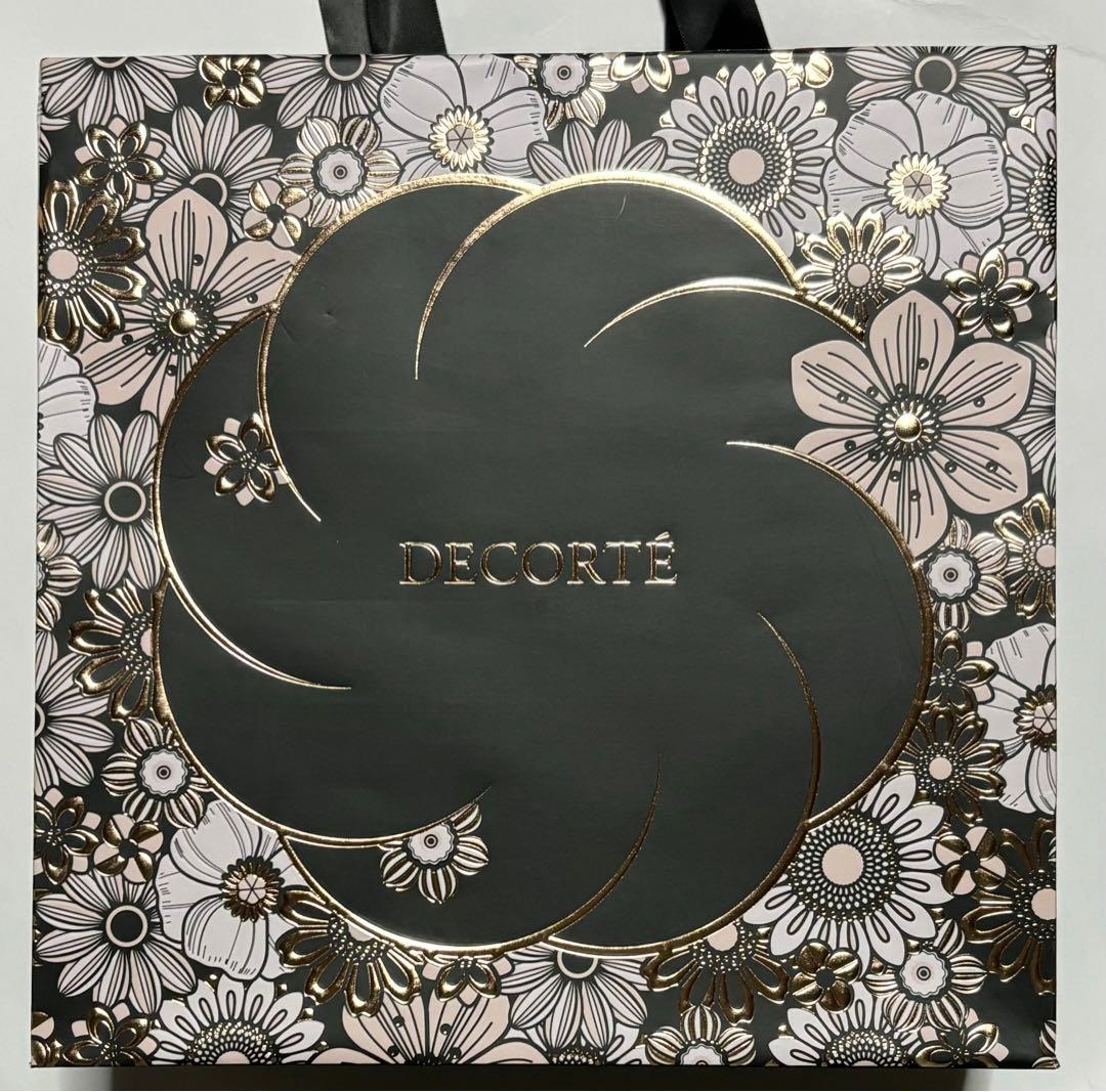 コスメデコルテ クリスマスコフレ2025エターナルブルームコレクション