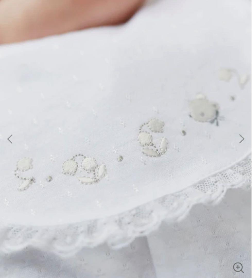 ベビードレス3点セット（ホワイト）　ファミリア