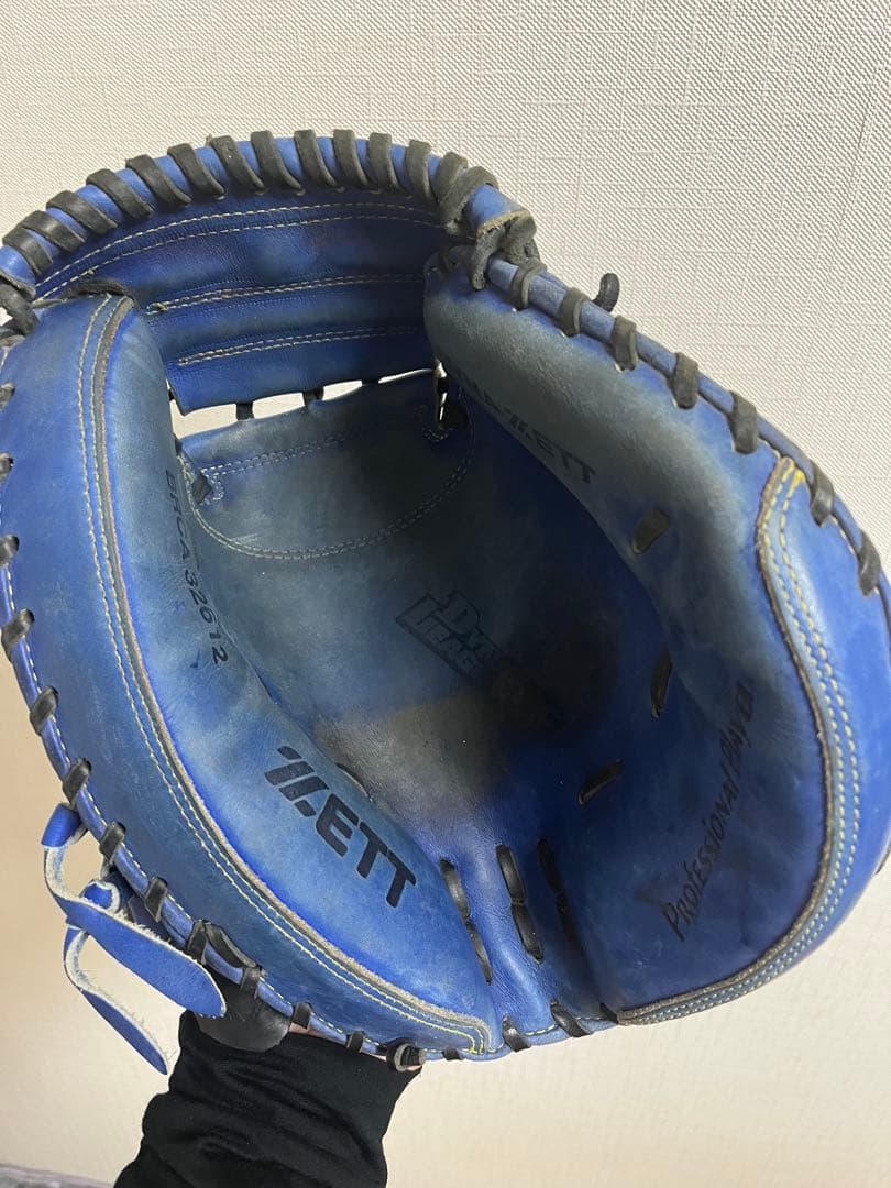 ZETT キャッチャーミット　古田敦也サイン入り