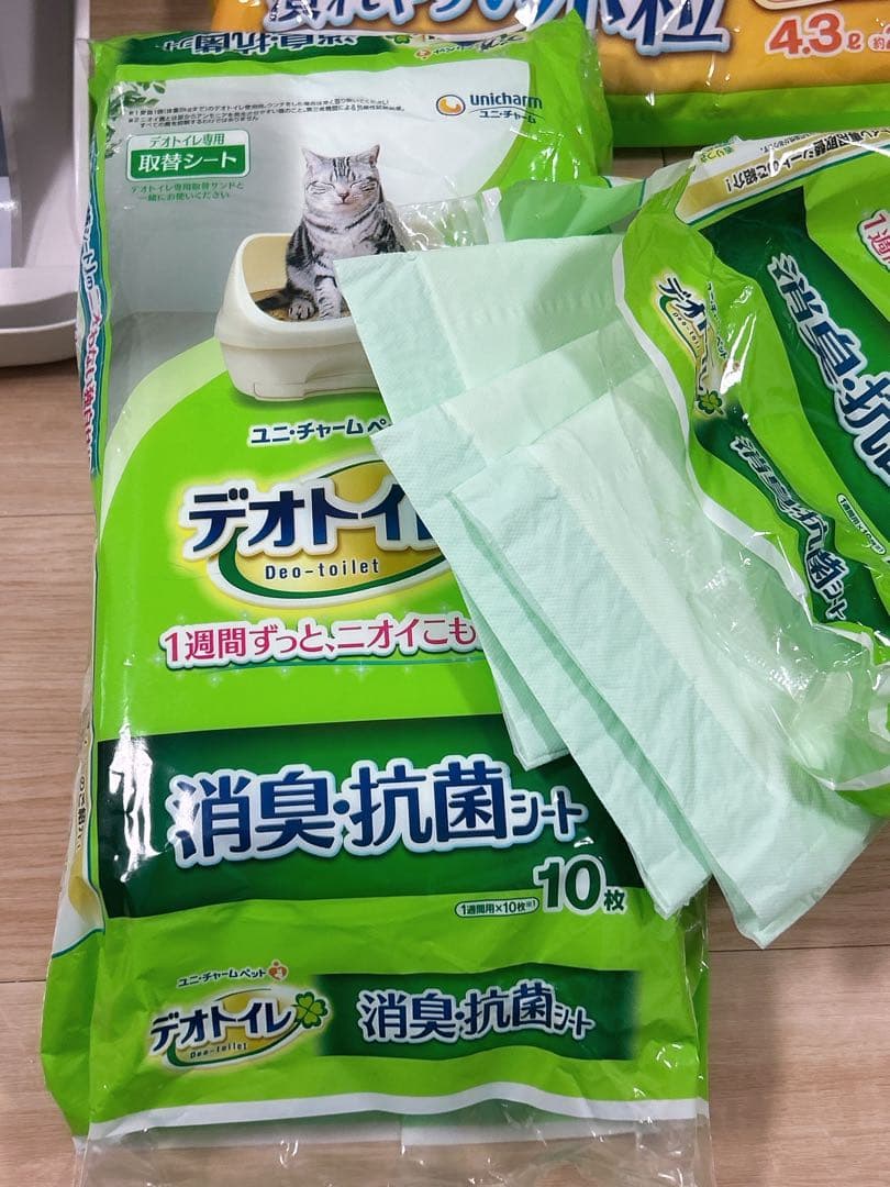 ユニチャーム デオトイレ 脱臭ファンプラス 　フィルター2枚／砂2袋／シート1袋