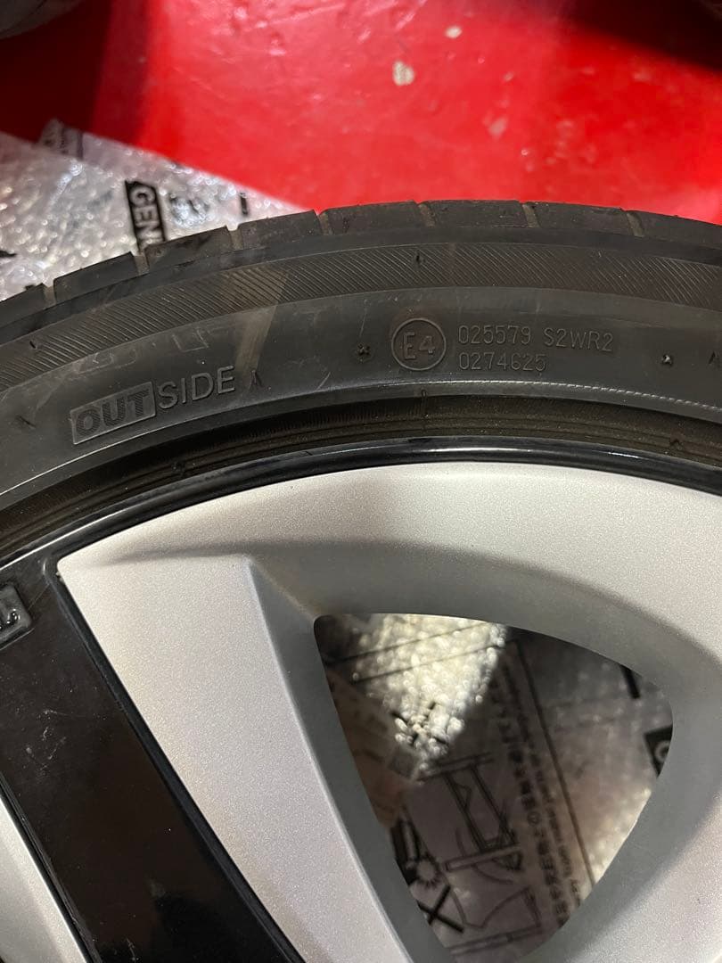 プリウス50ホイール4本