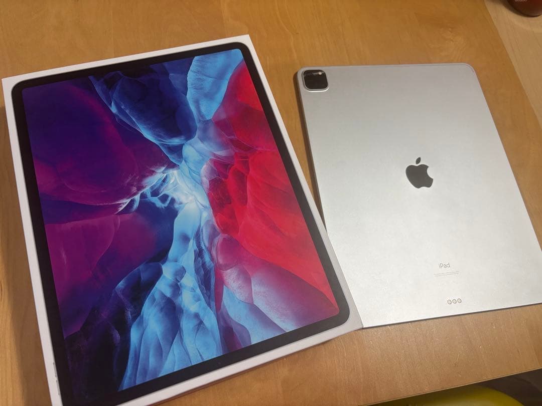 iPad Pro 12.9インチ　第4世代128GB wi-fiモデル美品箱付き