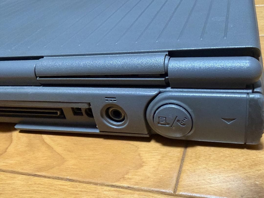 Macデスクトップ Macintosh Duo Dock & Powerbook Duo230