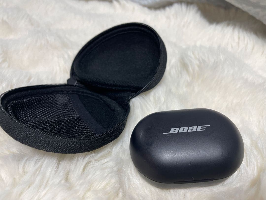 極美品　Bose QuietComfort Earbuds ワイヤレスイヤホン