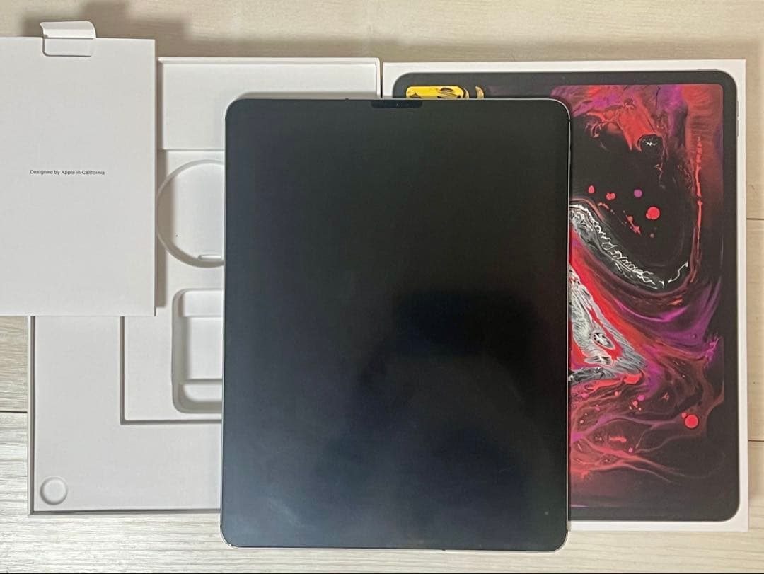 美品　iPad Pro 12.9インチ　1TB セルラー　スペースグレー