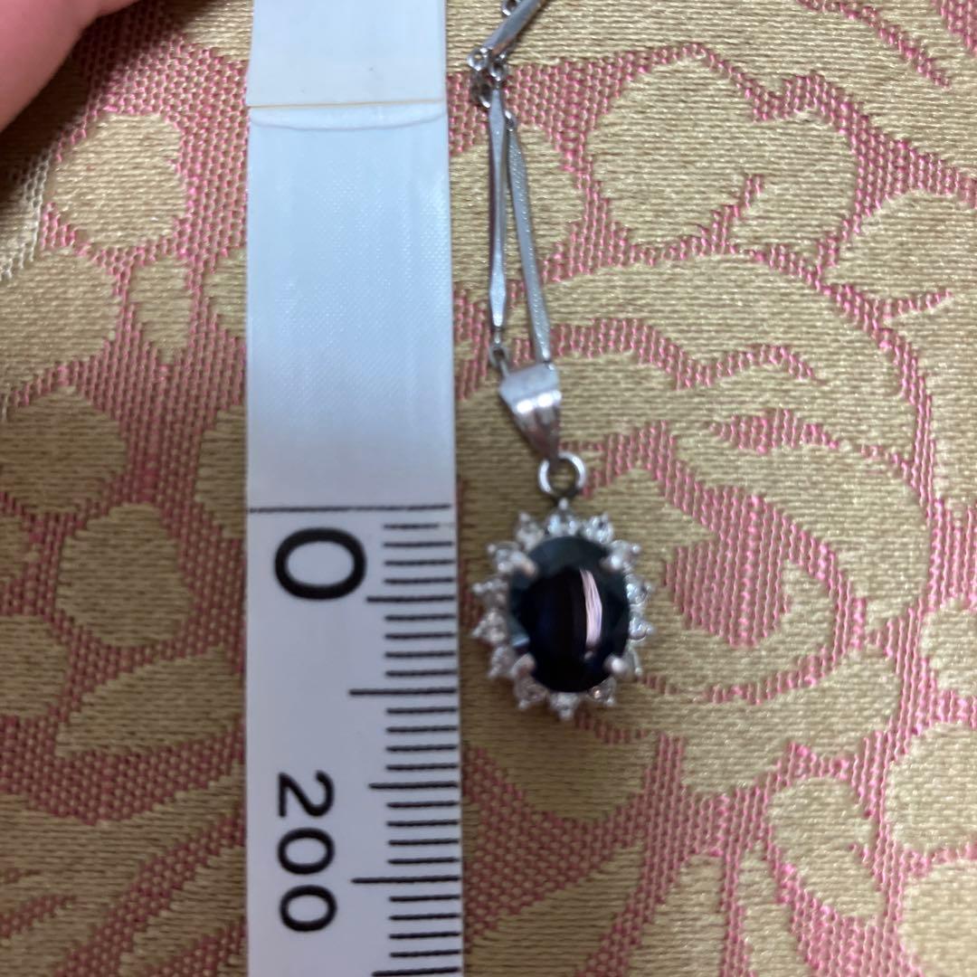 サファイアとダイヤモンドのネックレス　ペンダントトップとチェーンのセットプラチナ