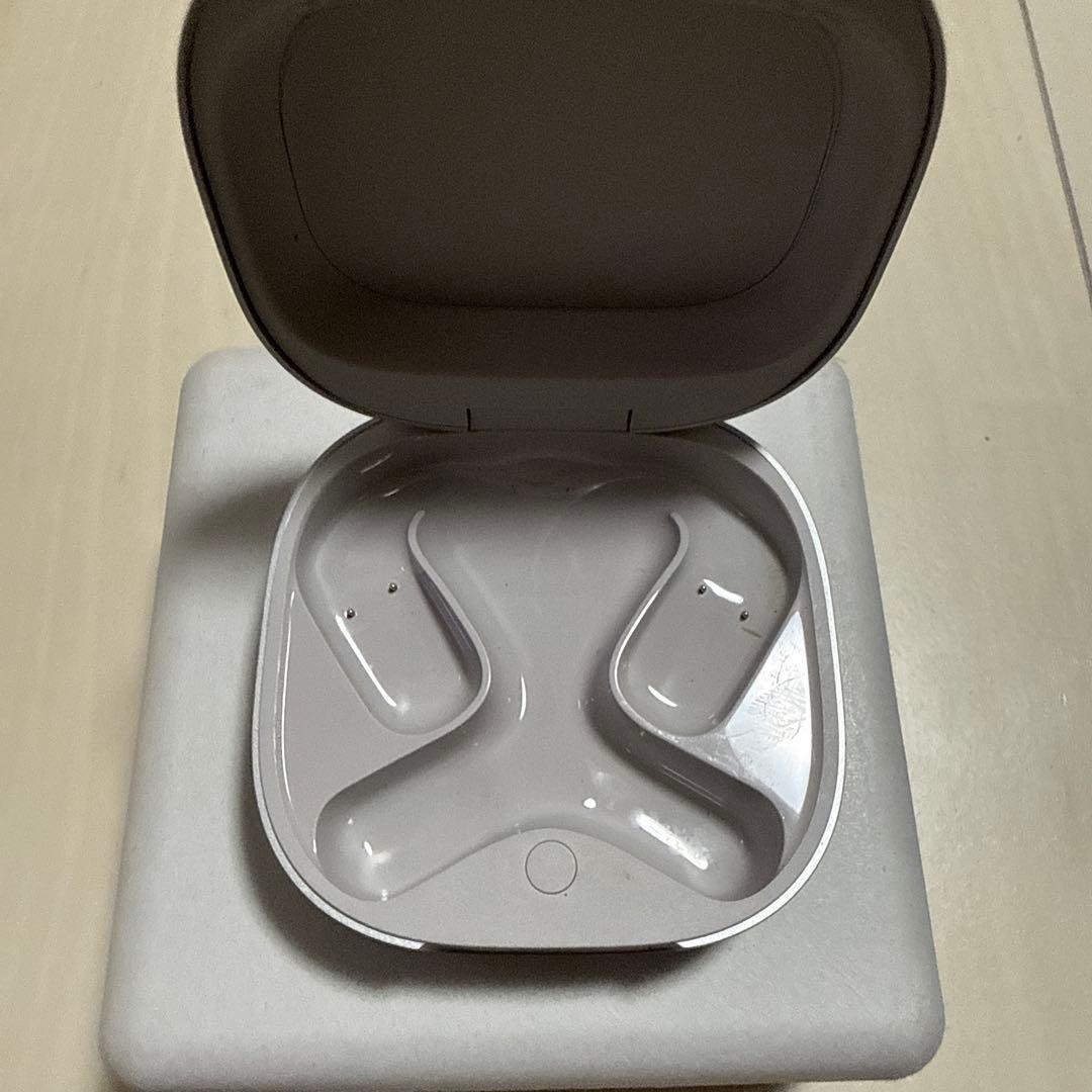 SHOKZ 骨伝導イヤホン ホワイト　オープンフィット2＋