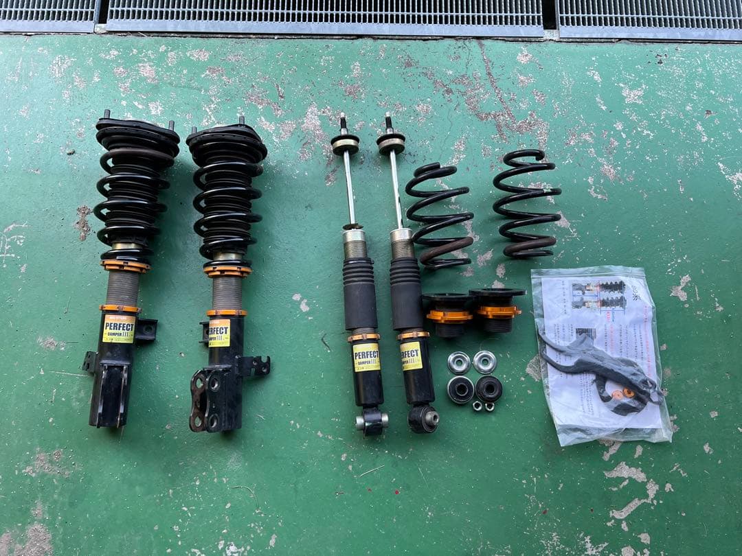 パーフェクトダンパーIII 車高調　80系ヴォクシー　ノア　エスクァイア用