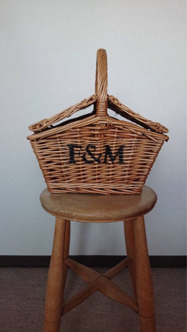 イギリス　アンティークバスケット