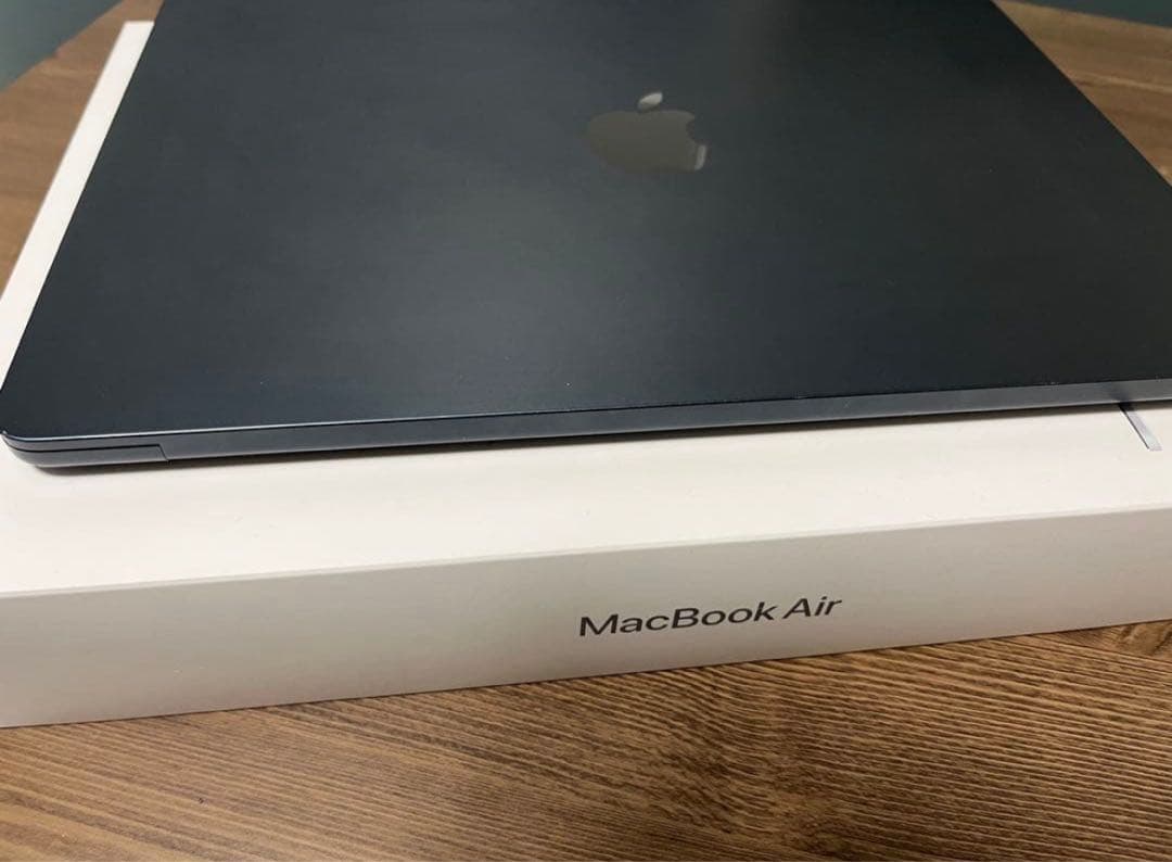 【早い者勝ち】MacBook Air M2 512GBメモリ24GB