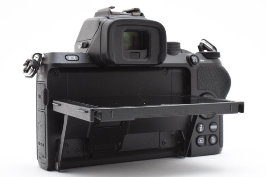 ■ 美品・ショット数5782回 ■ ニコン Nikon Z50 ボディ