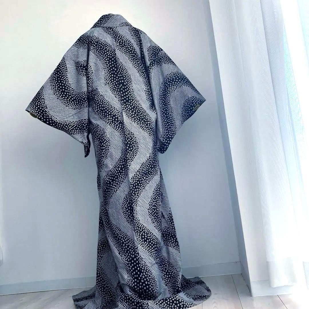 ひまわり 有松鳴海絞り　浴衣　白黒　絞りの曲線　手縫い　No.22-19