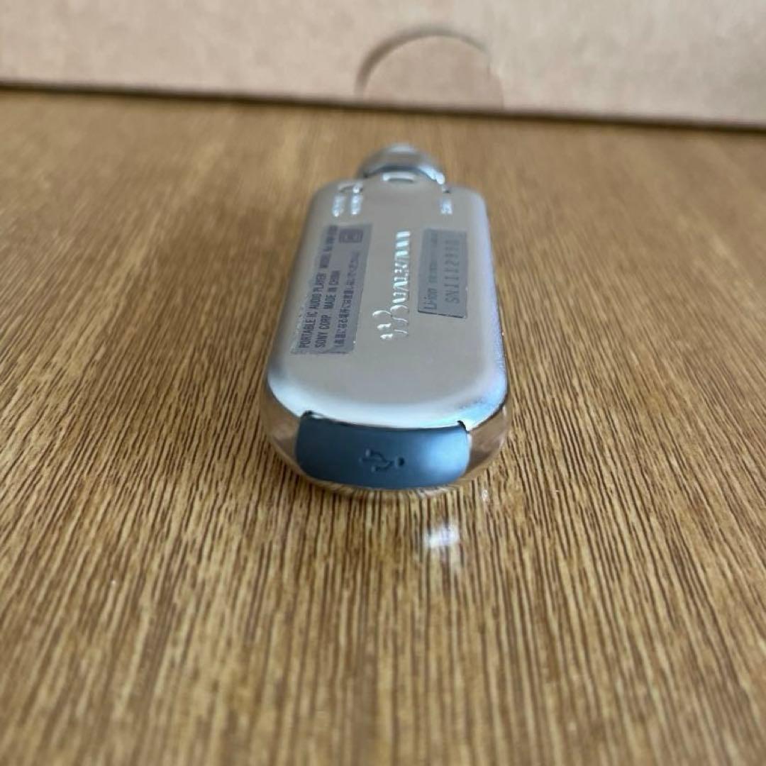 SONYウオークマン NW-E505 デジタルオーディオプレーヤー 512MB