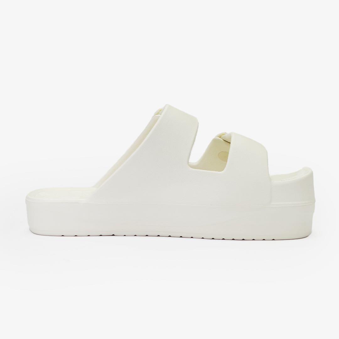 ラクバキ racbaki イージーサンダル ラップ　ホワイト　Sサイズ