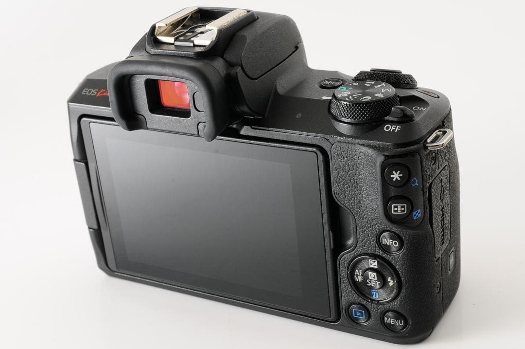 [美品] キャノン Canon EOS kiss M EF-M 15-45mm