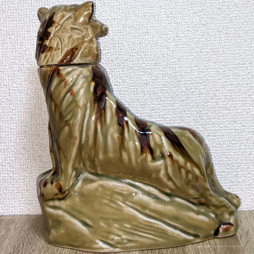 サントリーオールド　特級　干支　寅歳ボトル　700ml43%　未開栓　箱あり