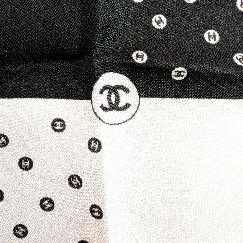 CHANEL ドットパターン ハンカチ♡バンダナ